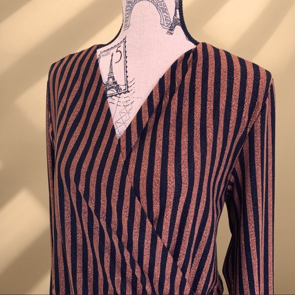 Gold stripe sparkle blouse MEDIUM - Picture 6 of 9